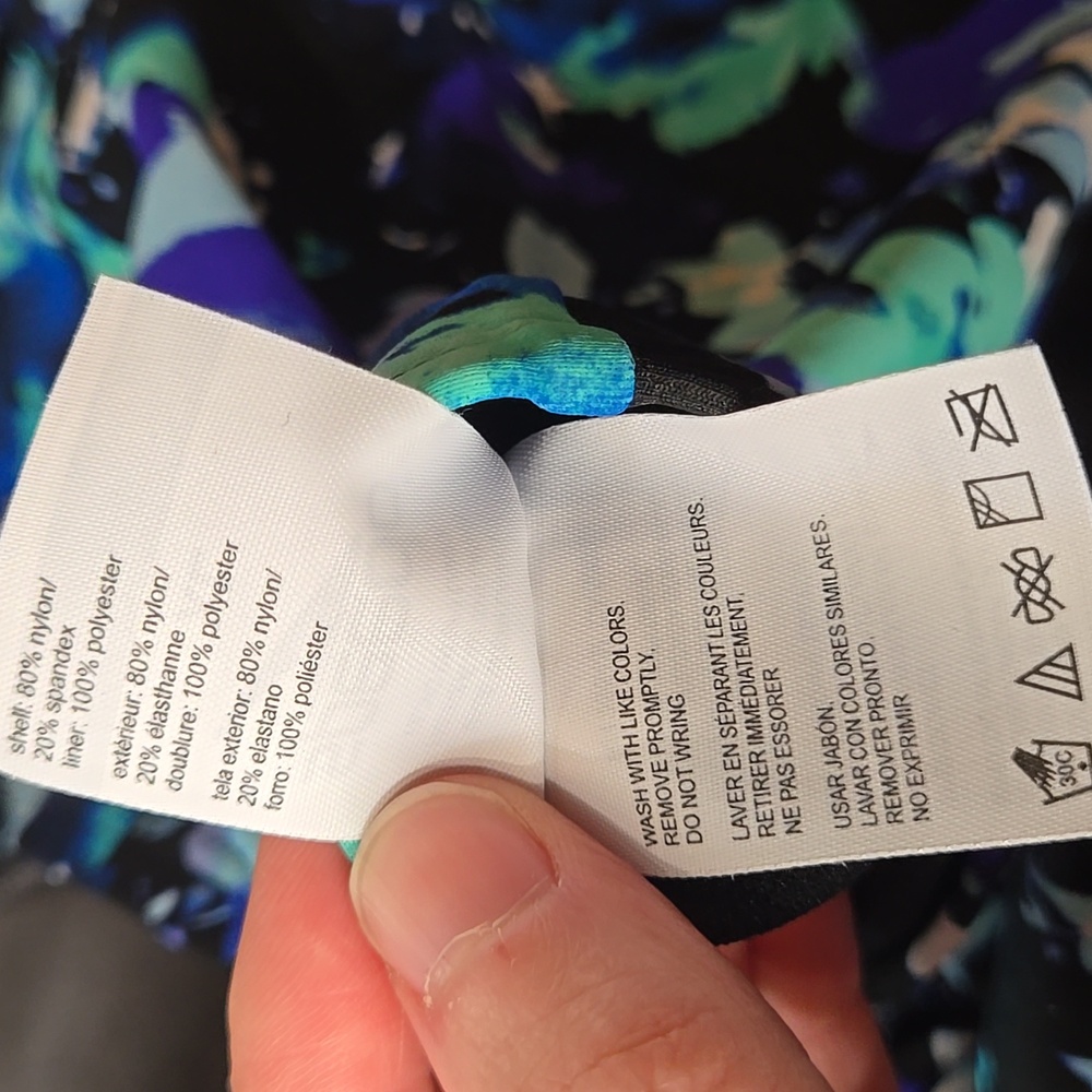 Speedo Womens One Piece Swimsuit - Blue and Black Floral - Picture 5 of 5